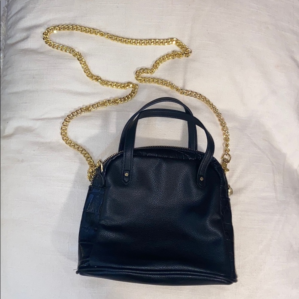Black crossbody purse